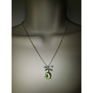 Dragonfly Dance Necklace Avon Green 2012 Discontinued  NIB